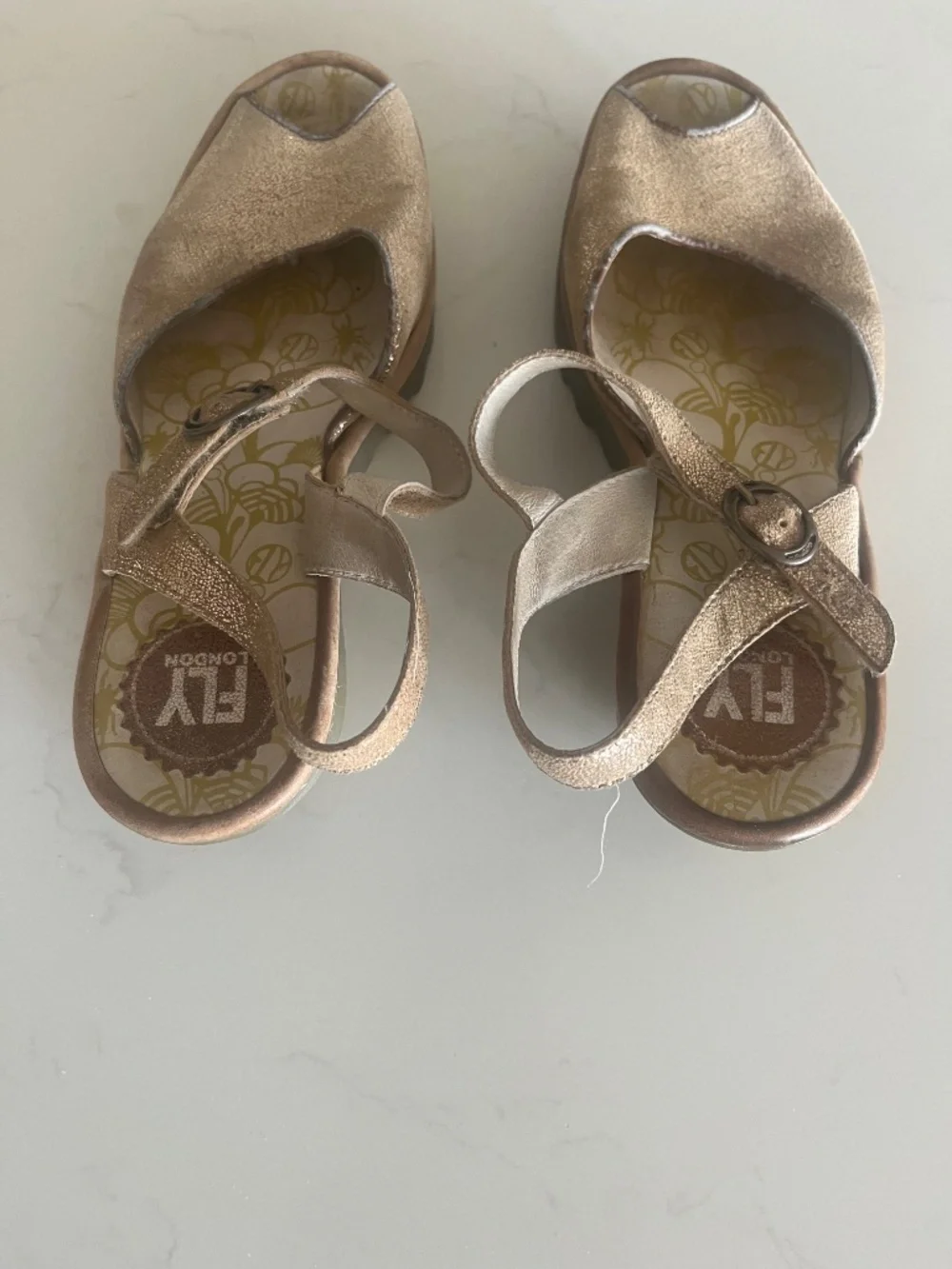 Fly London Yora Wedge Sandals Size 39- Gold glitter